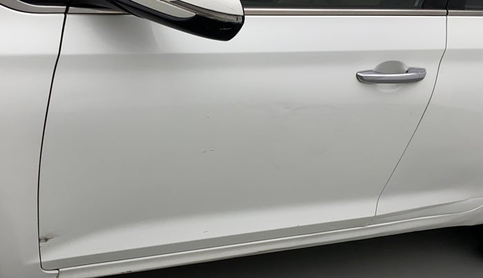 2017 Hyundai Verna 1.6 VTVT SX (O) AT, Petrol, Automatic, 64,198 km, Front passenger door - Slightly dented