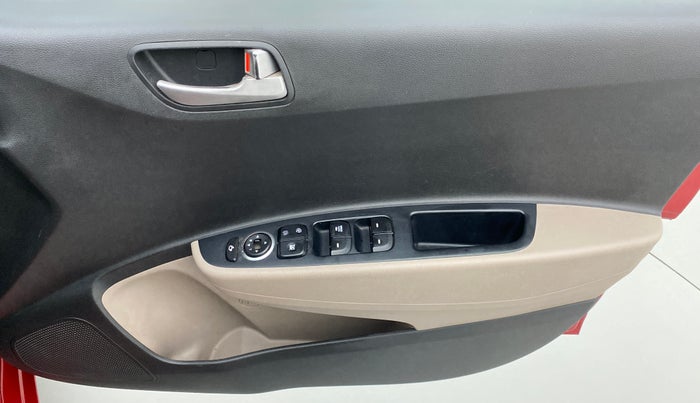 2014 Hyundai Xcent SX 1.2, Petrol, Manual, 31,338 km, Driver Side Door Panels Control