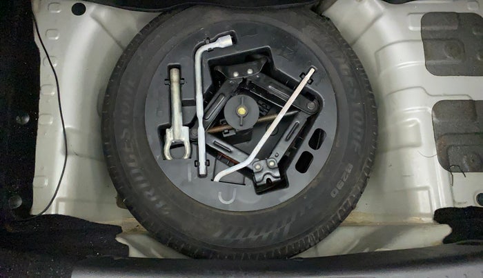 2019 Mahindra KUV 100 NXT K2 P 6 STR, Petrol, Manual, 21,003 km, Spare Tyre