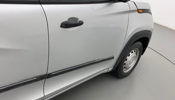 2019 Mahindra KUV 100 NXT K2 P 6 STR, Petrol, Manual, 21,003 km, Driver-side door - Slightly dented