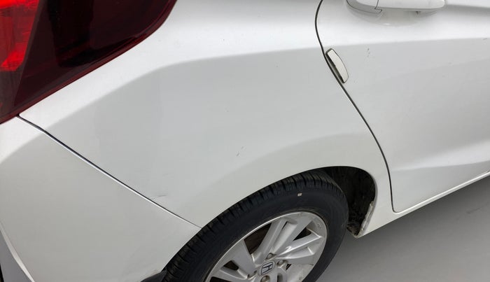 2016 Honda Jazz 1.2L I-VTEC V, Petrol, Manual, 42,769 km, Right quarter panel - Minor scratches