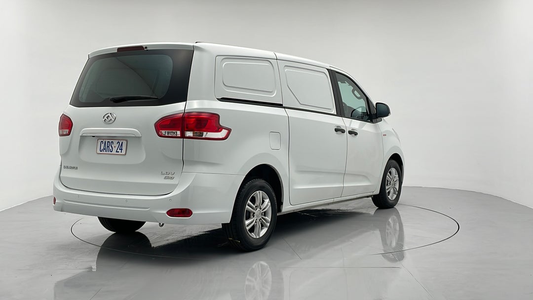 Right Back Diagonal (45- Degree) View