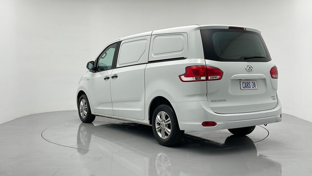 Left Back Diagonal (45- Degree) View