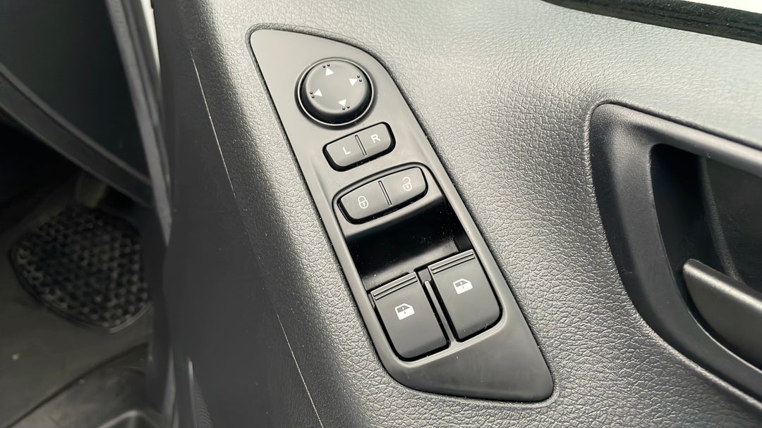 Drivers Side Door Panel Controls