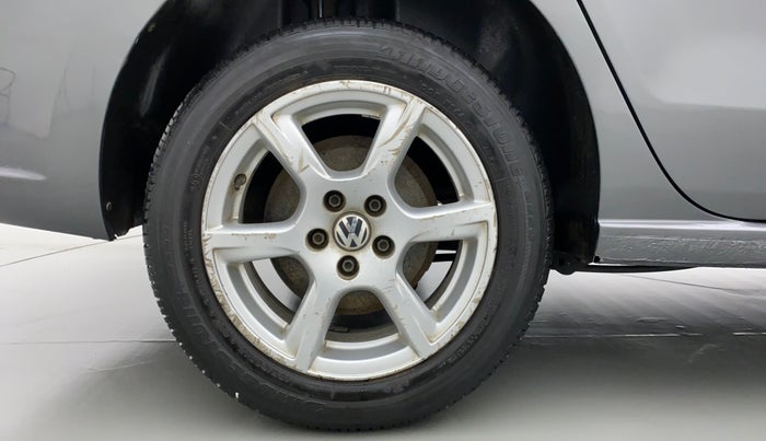 2013 Volkswagen Vento HIGHLINE DIESEL, Diesel, Manual, 40,608 km, Right Rear Wheel
