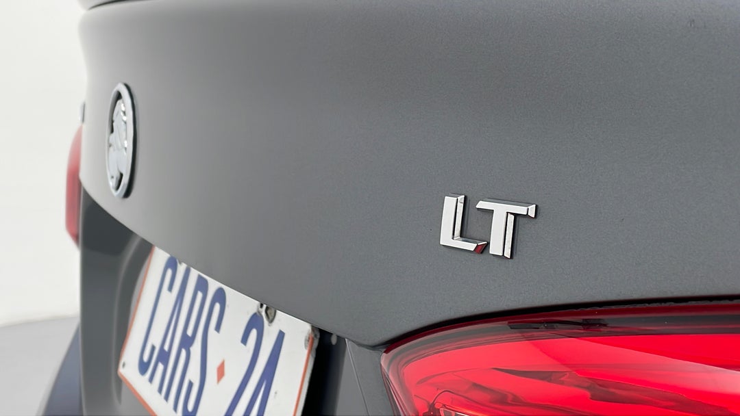 Badge (Boot Right Side)