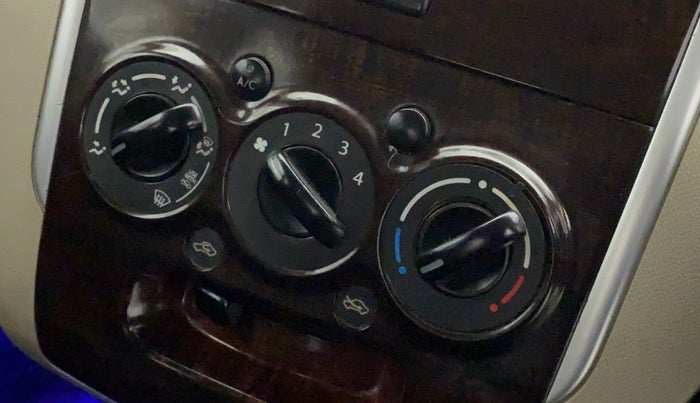 2018 Maruti Wagon R 1.0 LXI CNG, CNG, Manual, 75,535 km, AC Unit - Car heater not working