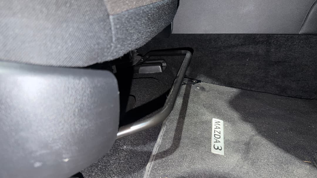 2021 Mazda Mazda3 G20 Evolve, Automatic, 81359 km, Drivers Side Adjustment Panel