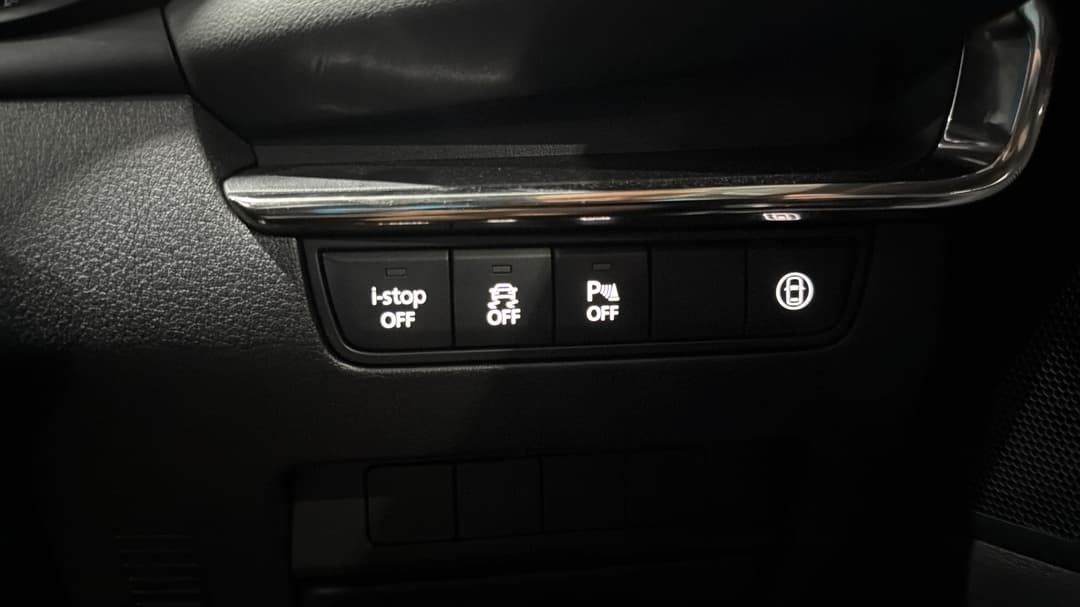 2021 Mazda Mazda3 G20 Evolve, Automatic, 81359 km, Utility Switches/Buttons