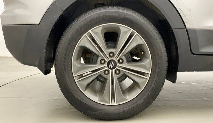 2017 Hyundai Creta SX PLUS AT 1.6 PETROL, Petrol, Automatic, 97,470 km, Right Rear Wheel