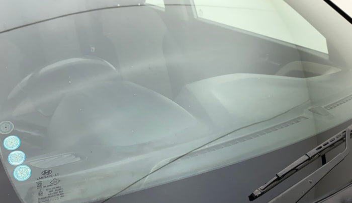 2017 Hyundai Creta SX PLUS AT 1.6 PETROL, Petrol, Automatic, 97,470 km, Front windshield - Minor spot on windshield