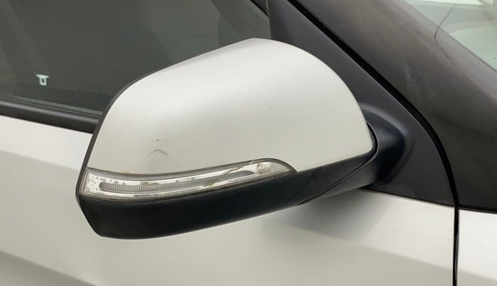 2017 Hyundai Creta SX PLUS AT 1.6 PETROL, Petrol, Automatic, 97,470 km, Right rear-view mirror - Minor scratches