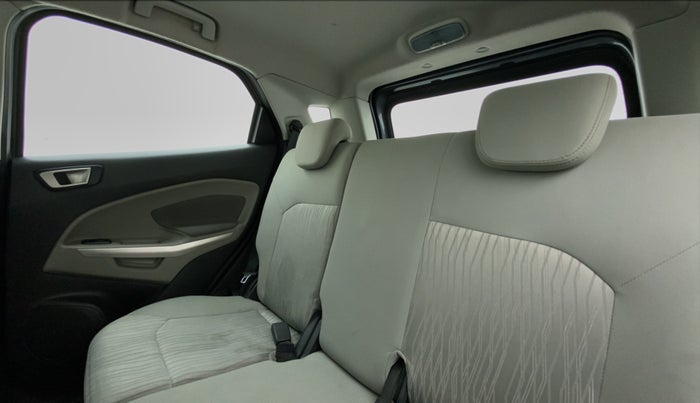 2016 Ford Ecosport 1.5 TITANIUM TI VCT, Petrol, Manual, 53,040 km, Right Side Rear Door Cabin
