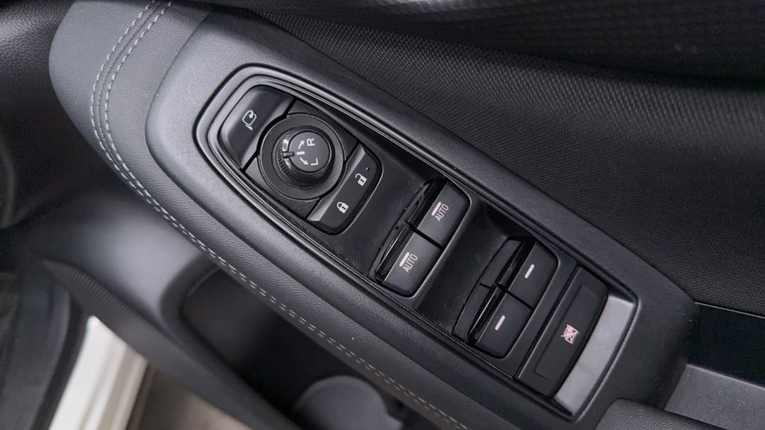2024 Subaru Forester 2.5i (AWD), Automatic, 57040 km, Drivers Side Door Panel Controls