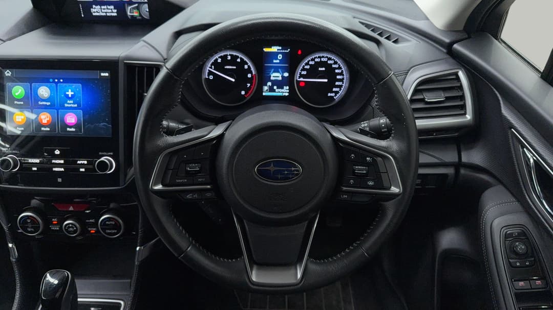 2024 Subaru Forester 2.5i (AWD), Automatic, 57040 km, Steering Wheel Close-up