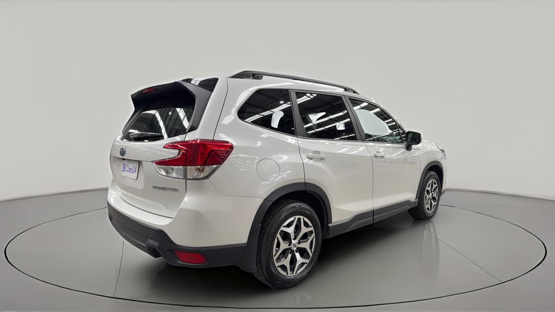 2024 Subaru Forester 2.5i (AWD), Automatic, 57040 km, Right Back Diagonal (45- Degree) View