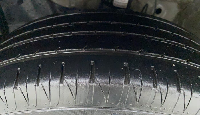 2014 Honda City V MT PETROL, Petrol, Manual, 80,311 km, Left Front Tyre Tread