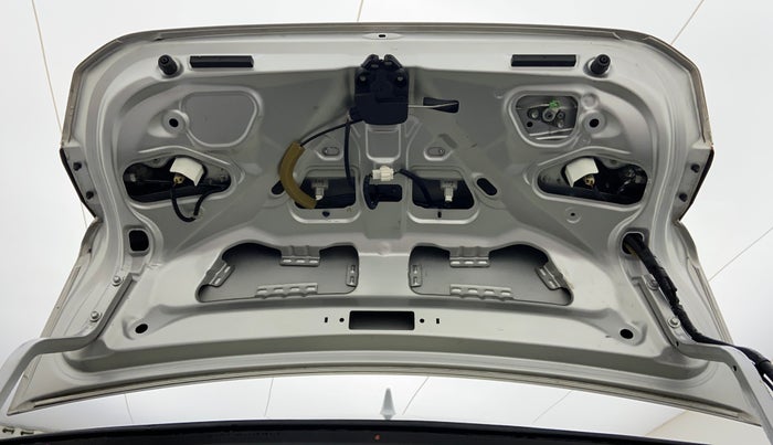 2014 Honda City V MT PETROL, Petrol, Manual, 80,311 km, Boot Door Open