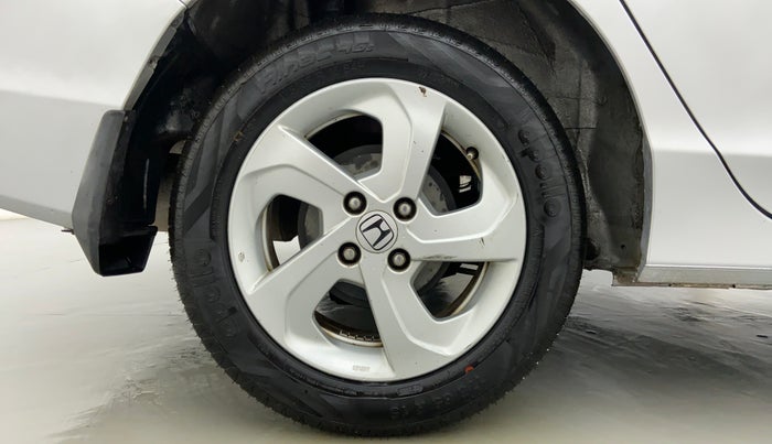 2014 Honda City V MT PETROL, Petrol, Manual, 80,311 km, Right Rear Wheel
