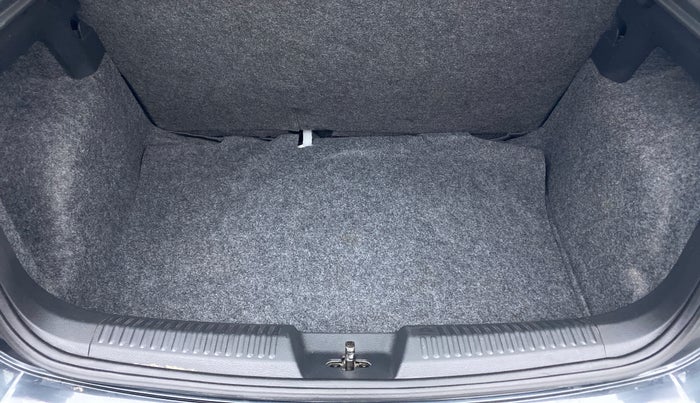 2016 Volkswagen Polo HIGHLINE1.2L PETROL, Petrol, Manual, 40,185 km, Boot Inside