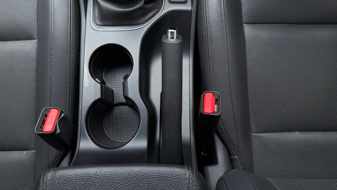 2017 Hyundai Tucson Active X (fwd), Manual, 98964 km, Handbrake