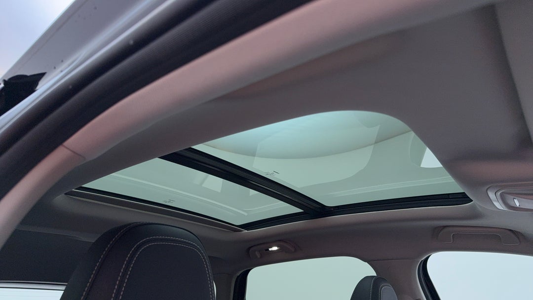 Interior Sunroof/Moonroof