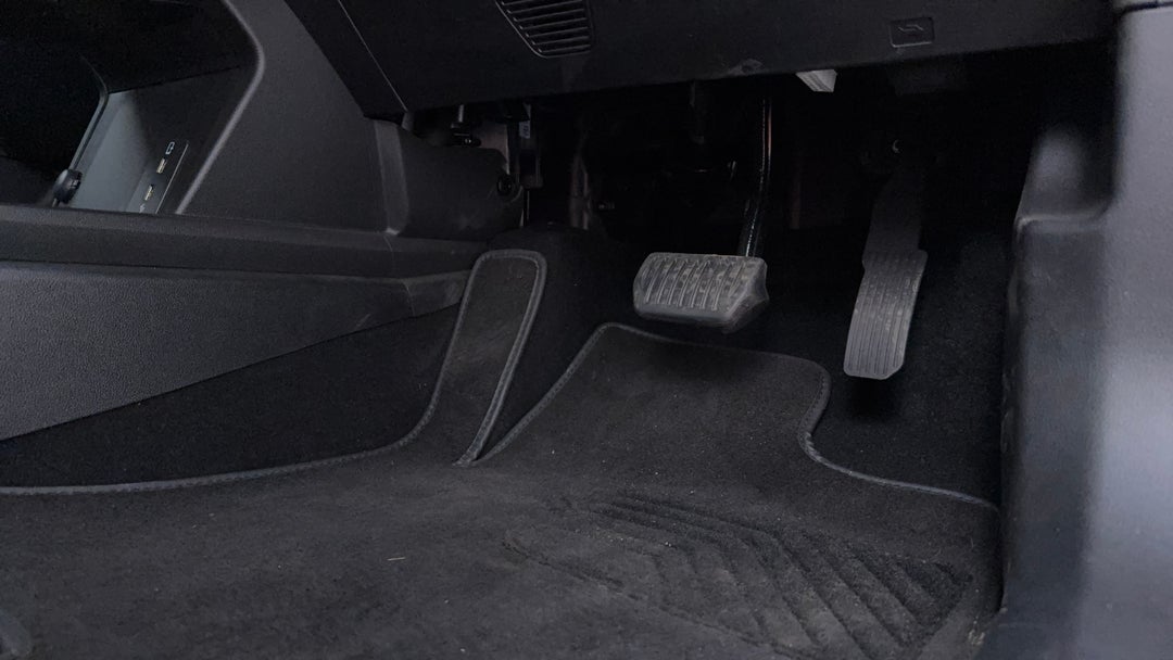 Pedals and Footmat