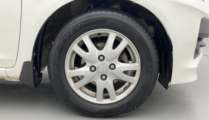 2012 Honda Brio V MT, Petrol, Manual, 79,896 km, Right Front Wheel