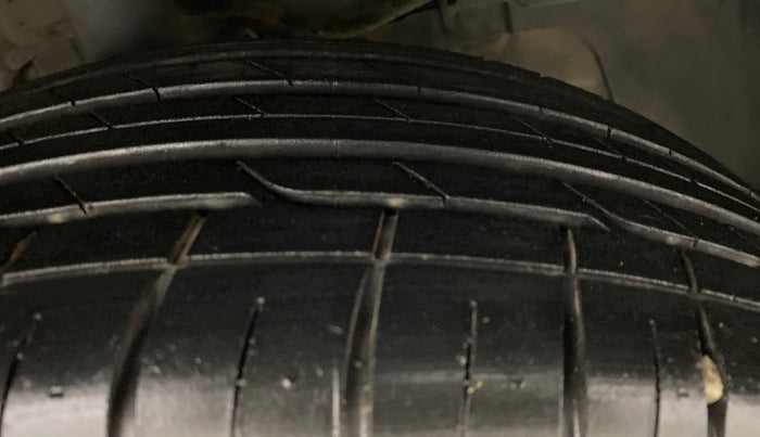 2021 Tata NEXON XZ+ SUNROOF 1.5 RTQ, Diesel, Manual, 13,824 km, Right Front Tyre Tread