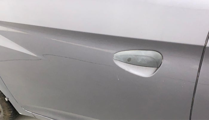 2015 Hyundai Eon ERA +, Petrol, Manual, 41,999 km, Front passenger door - Minor scratches