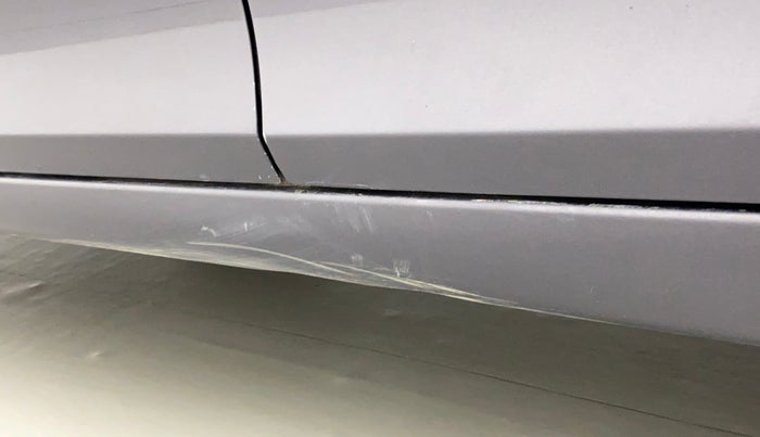 2015 Hyundai Eon ERA +, Petrol, Manual, 41,999 km, Left running board - Minor scratches