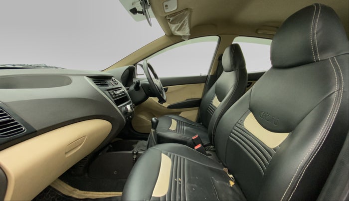 2015 Hyundai Eon ERA +, Petrol, Manual, 41,999 km, Right Side Front Door Cabin