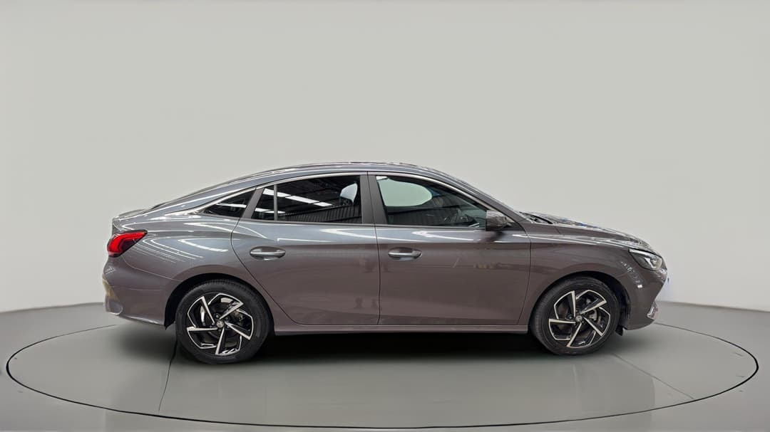 2023 MG Mg5 Essence, Automatic, 42431 km, Right Side View