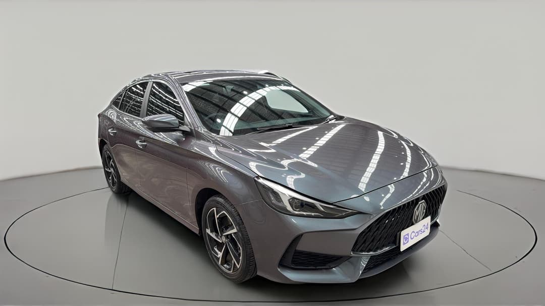 2023 MG Mg5 Essence, Automatic, 42431 km, Right Front Diagonal (45- Degree) View