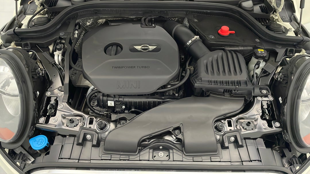 Open Bonnet (Engine)