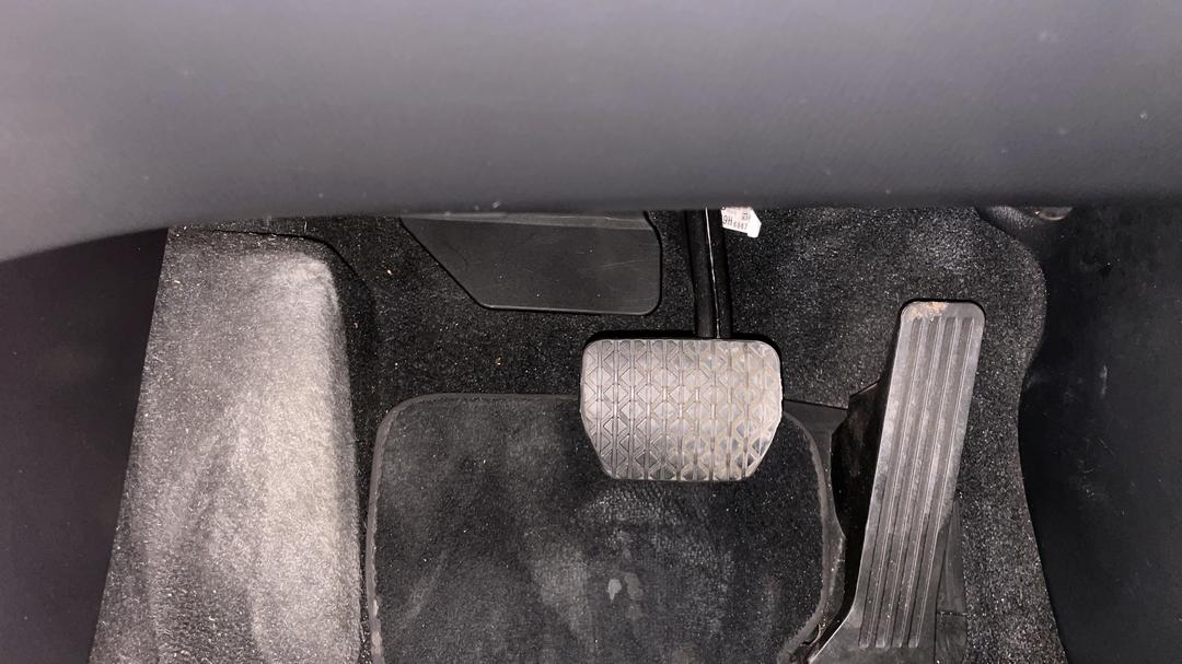 2020 Mazda CX-5 Gt (4x4), Automatic, 105814 km, Pedals and Footmat