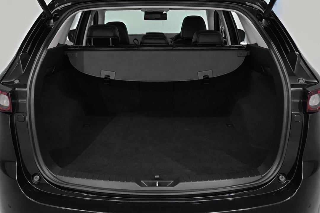 2020 Mazda CX-5 Gt (4x4), Automatic, 105814 km, Boot Inside View