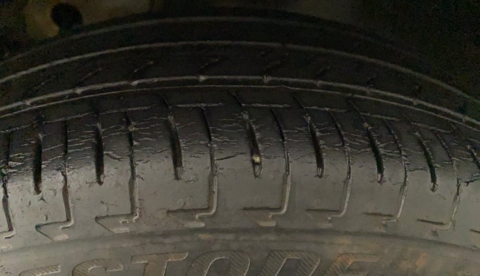 2017 Maruti IGNIS SIGMA 1.2, Petrol, Manual, 27,267 km, Left Rear Tyre Tread