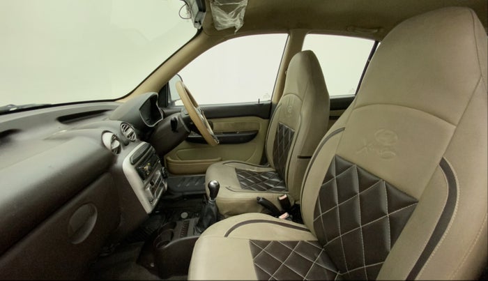 2011 Hyundai Santro Xing GL, Petrol, Manual, 40,462 km, Right Side Front Door Cabin