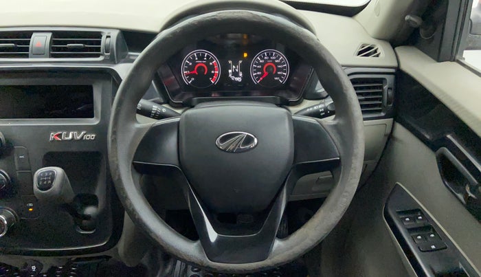 2017 Mahindra Kuv100 K4 6 STR, Petrol, Manual, 48,126 km, Steering Wheel Close Up