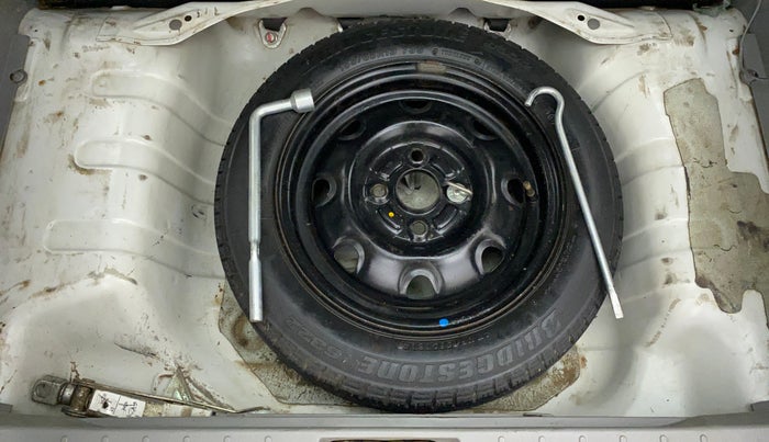 2014 Maruti Alto K10 VXI, Petrol, Manual, 1,22,157 km, Spare Tyre