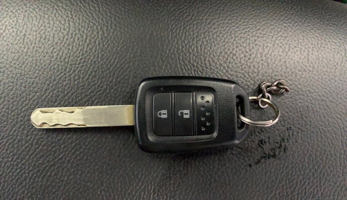 2017 Honda Jazz 1.2L I-VTEC VX, Petrol, Manual, 25,654 km, Key Close Up