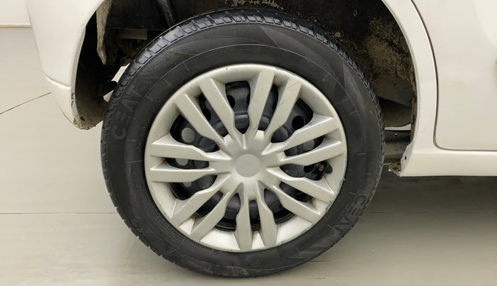 2015 Maruti Wagon R 1.0 VXI AMT, Petrol, Automatic, 54,429 km, Right Rear Wheel