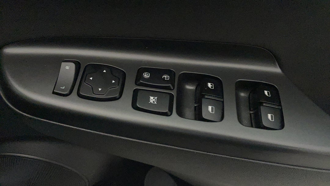 Drivers Side Door Panel Controls