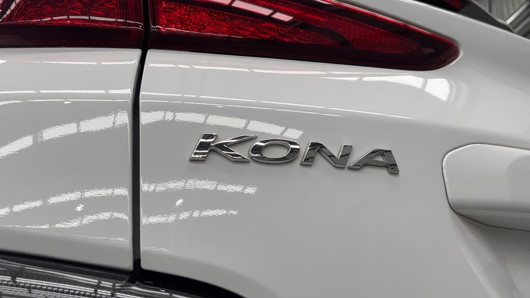 2022 Hyundai Kona Elite Electric Std Range, Automatic, 34776 km, Badge (Boot Left Side)