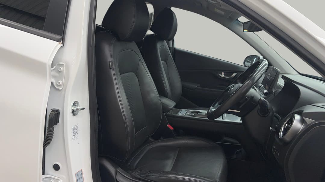 2022 Hyundai Kona Elite Electric Std Range, Automatic, 34776 km, Right Side Front Door Cabin View