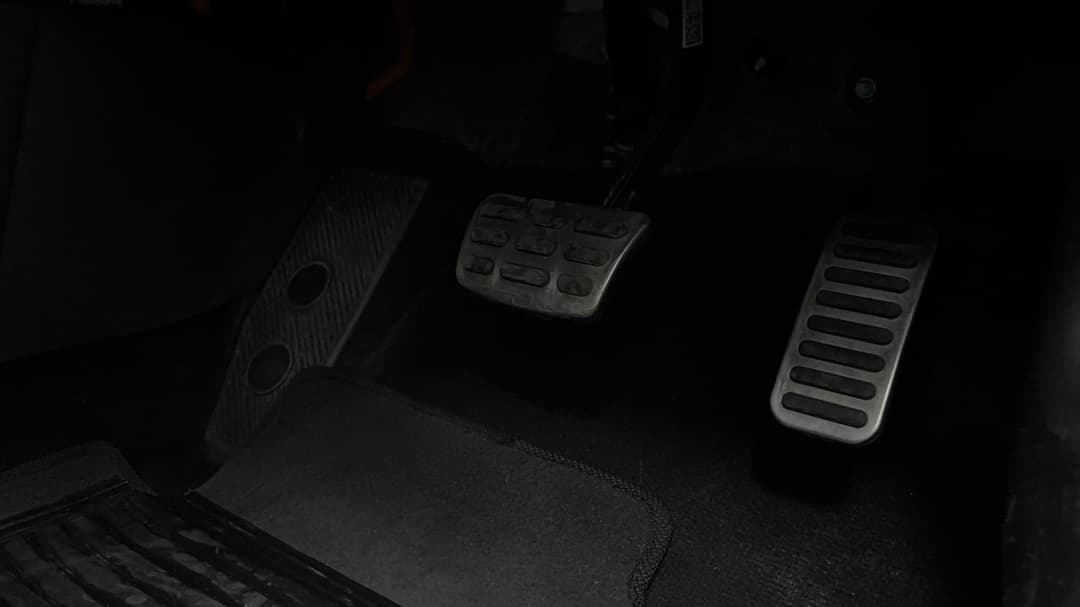 2022 Hyundai Kona Elite Electric Std Range, Automatic, 34776 km, Pedals and Footmat