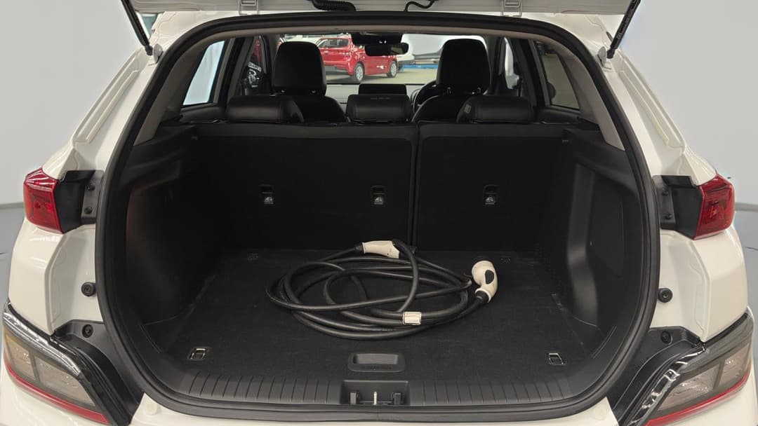 2022 Hyundai Kona Elite Electric Std Range, Automatic, 34776 km, Boot Inside View