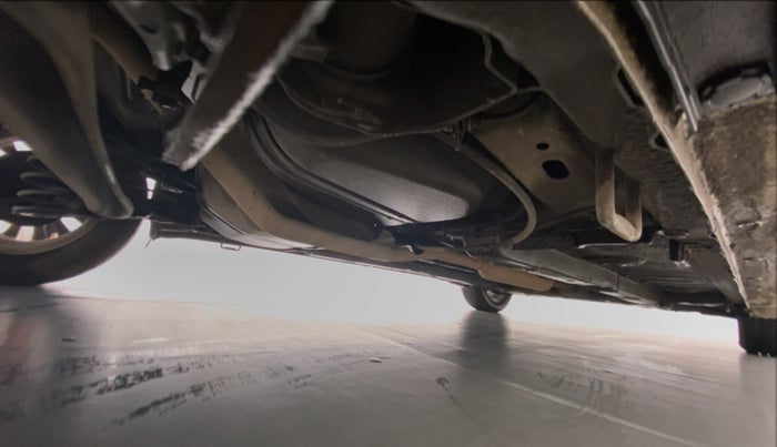 2015 Maruti Ciaz ZXI AT, Petrol, Automatic, 80,532 km, Right Side Underbody
