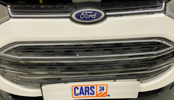 2015 Ford Ecosport TITANIUM 1.5L PETROL AT, Petrol, Automatic, 84,432 km, Front bumper - Chrome strip damage